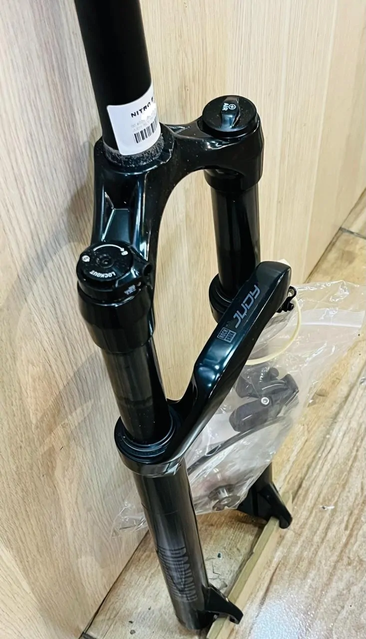 SUSPENSIÓN ROCK SHOX JUDY SLV TK 29 100 AIRE REMOTO 00.4020.555.015 - Imagen 4